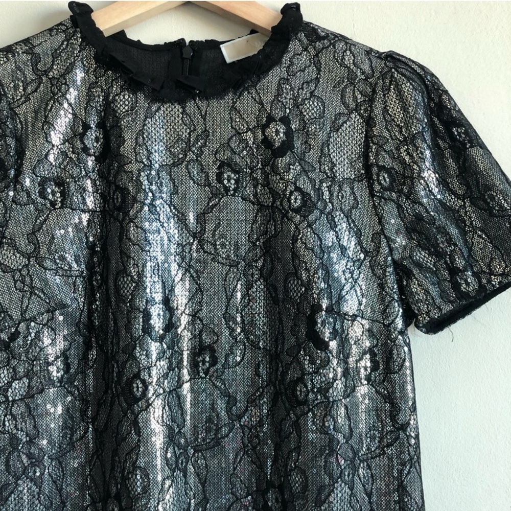 Michael Kors Shimmering Black Silver Sequin Dress
Women’s Size S - Picture 3 of 8